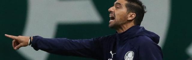 星空体育APP-魔力鸟影响大 解放者杯冠军主帅带三本他的书结婚