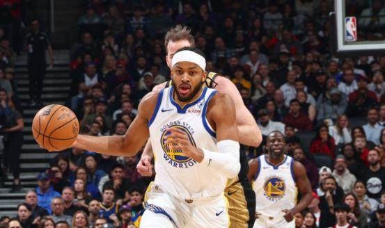 勇士又一奇兵崛起！穆迪首发3连胜：比维金斯更靠谱